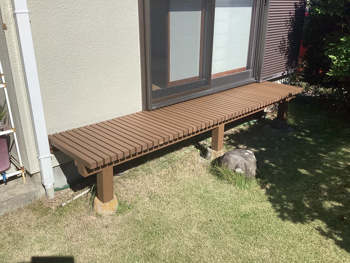 APShomes2841's tweet photo. 濡れ縁の木材の塗装
一時的に解体してしっかりと塗装、防水工事
木部に限らず外壁は定期的なメンテナンスが大切です
アプスホームズでは第三者機関の保険を使いながら確実な塗装工事が可能です
ぜひご相談ください
＃静岡市　＃塗装 https://t.co/VI0ZHUjOpy