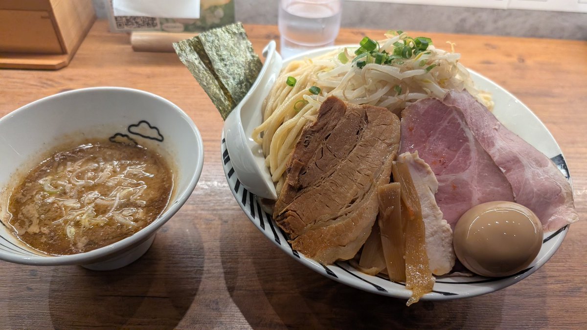 RiddleAlchemist's tweet photo. めしーめしー https://t.co/ROLcNFr0o2