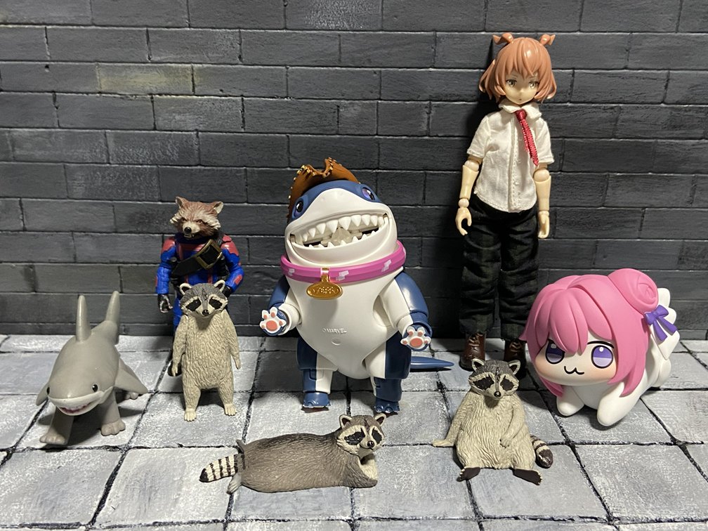 Ridleyinugoya's tweet photo. ジェフ(マーベルライバルズ)
初めてのブロッキーズ。パチ組で簡単(*'ω'*)。ポロリしやすい部分は接着してもいいかも。舌のつけかえもできるし、水を放出したり、口の開閉も可能。手足もちゃんと動くし、尾びれも可動する。大きさは蝸之殻＝サンのDOROくらいだし、丁度良いかも。 https://t.co/fv3xVJ8m36