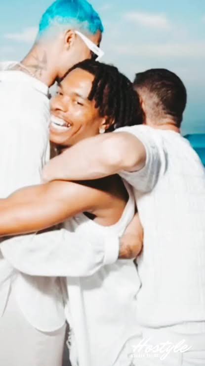 FuckYa098's tweet photo. @gioburners Nah nxa u gay U telling me u kissing ya “brother” cheek is worse then getting hugged on with a bad btc by 2 men n smiling like u enjoying it ya fav rappers a bad btc 💀 https://t.co/O3iKlR5sLE