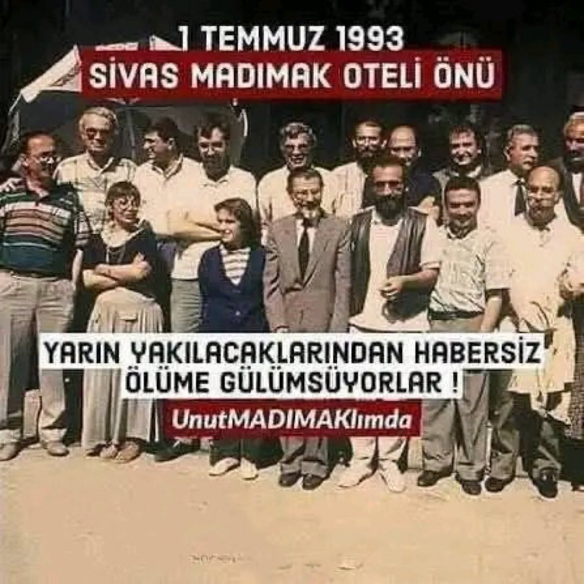 AyferStump's tweet photo. Ne yazık ki Sivas katliamı, bazılarının inan(dır)mak istediği gibi münferit bir olay değildir, kendisinden önce yaşanmış, kimisi kayda geçmiş ama çoğu geçmemiş, bir dizi Alevi katliamının son halkalarından biridir. 

Eğer bu trajedilerin bir daha yaşanması istenmiyorsa, altında yatan ve çoğu zaman daha az şiddetli formlarda kendini gösteren mezhepçilik ve Alevifobi ile Türkiye toplumu yüzleşmelidir. 

Ve bu yapılırken unutulmamalıdır ki mezhepçilik-Alevifobi sadece sağcı-muhafazakar kesimlere has bir hastalık değildir, farklı formlarda kendine sol, Kemalist, laik, liberal, aydın diyen kesimlerde de tezahür eder ve ediyor.

#SivasKatliamı #SivasMadımakKatliamı #2TemmuzSivaskatliamı #2TemmuzMadımakKatliamı