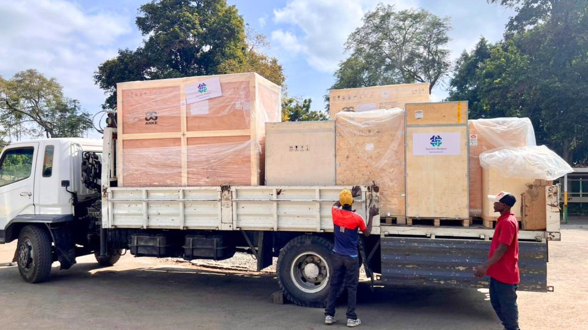 Sunviewmedipro's tweet photo. Mbagathi County Hospital in Nairobi has received an advanced CT scan unit from Sunview Medipro to be installed in the next few days.
The 128-slice CT Scan machine delivers high-quality 3D imaging with faster scan times and lower radiation.
#Mbagathi #CTScan #Radiology #Sunview https://t.co/RbWyoImdOs