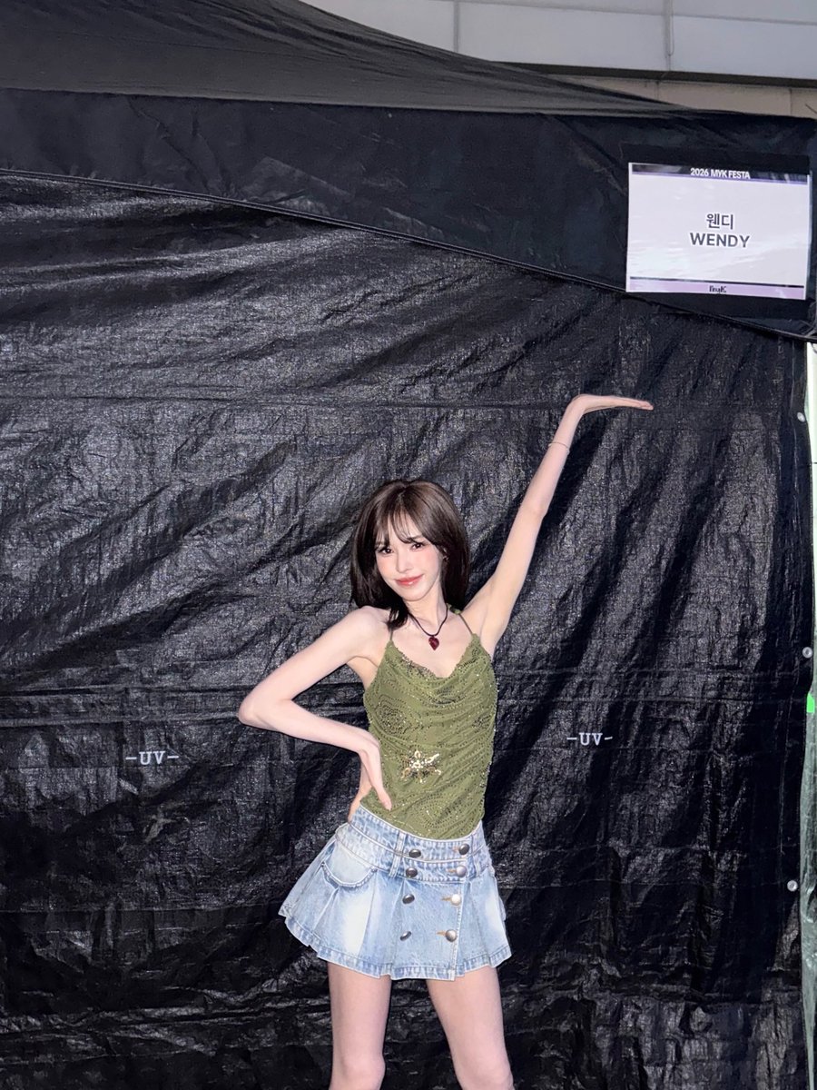 wanirang221's tweet photo. 260702 #웬디 #WENDY 인스타그램
행복했던 시간🍀🌹🩵❤️ https://t.co/vBh7KH8Gom