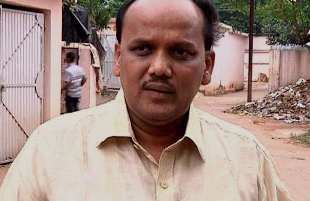 ArgusNews_in's tweet photo. #ହାଇକୋର୍ଟରୁ_ପ୍ରଭାତ_ବିଶ୍ୱାଳ_ନିରାଶ
କଟକ: ସିସୋର ଚିଟ୍‌ଫଣ୍ଡ କେଳେଙ୍କାରୀ ମାମଲା
ହାଇକୋର୍ଟରୁ ନିରାଶ ହେଲେ ପୂର୍ବତନ ବିଧାୟକ ପ୍ରଭାତ ବିଶ୍ୱାଳ 
CBI ମାମଲା ରଦ୍ଦ ସମ୍ପର୍କିତ ଆବେଦନ ହାଇକୋର୍ଟରେ ଅଗ୍ରାହ୍ୟ
୬ ମାସରେ ମାମଲାର ଅନ୍ତ ଘଟାଇବାକୁ CBI କୋର୍ଟକୁ ହାଇକୋର୍ଟଙ୍କ ନିର୍ଦ୍ଦେଶ
 #Cuttack #ChitfundScam #OrissaHighCourt #PrabhatBiswal #CBIInvestigation #SeashoreScam #ArgusNews 
(File Image )
