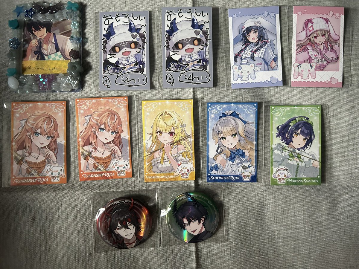 rinra_a04's tweet photo. 【交換】
にじさんじ チェキ風カード 缶バッジ

譲
🌷イースターバニー
🗝💸 ☪️ 💡 🎐
🌷悪魔
🍼（N･R） 🚪👿 👹🧧
🌷AngelicDream
🚪👿（R） 🫐 🍼
🌷天使
⚾️🧡 🌟 🚓🐾 🥗
🌷缶バッジ
👹🧧 😈🛸

求
各種 📌 

🫧R⇔Rのみ
🫧なるべく同種同士
🫧郵送交換希望

よろしくお願い致します。 https://t.co/ERjiCEyuL3