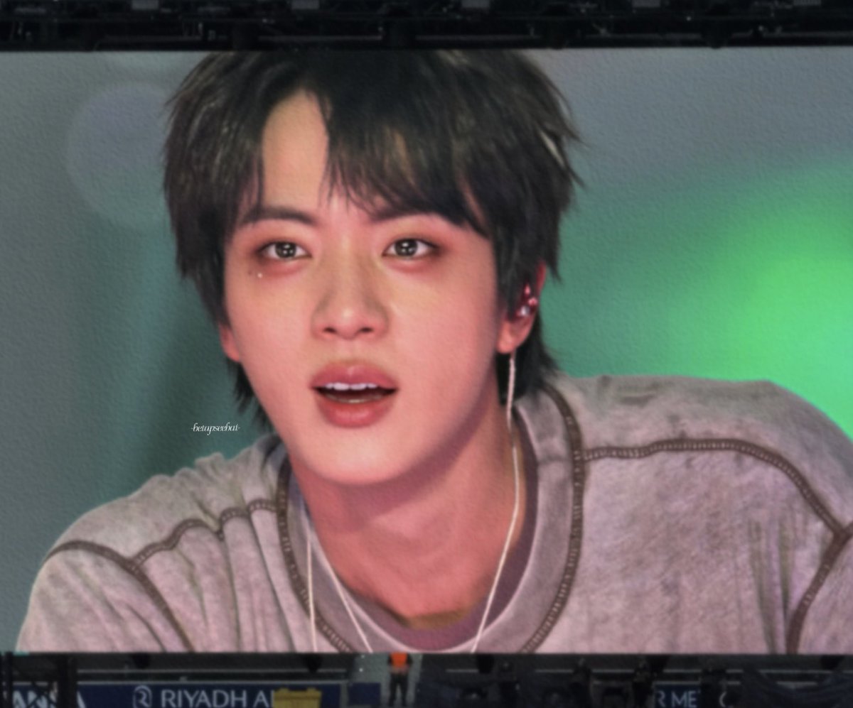 BetaChen0312's tweet photo. 🥵🥵🤤🤤

#jin #bts #BTS_ARİRANG_MADRID #진 #방단소년단 #깁석진 https://t.co/ne7XWFxoRp