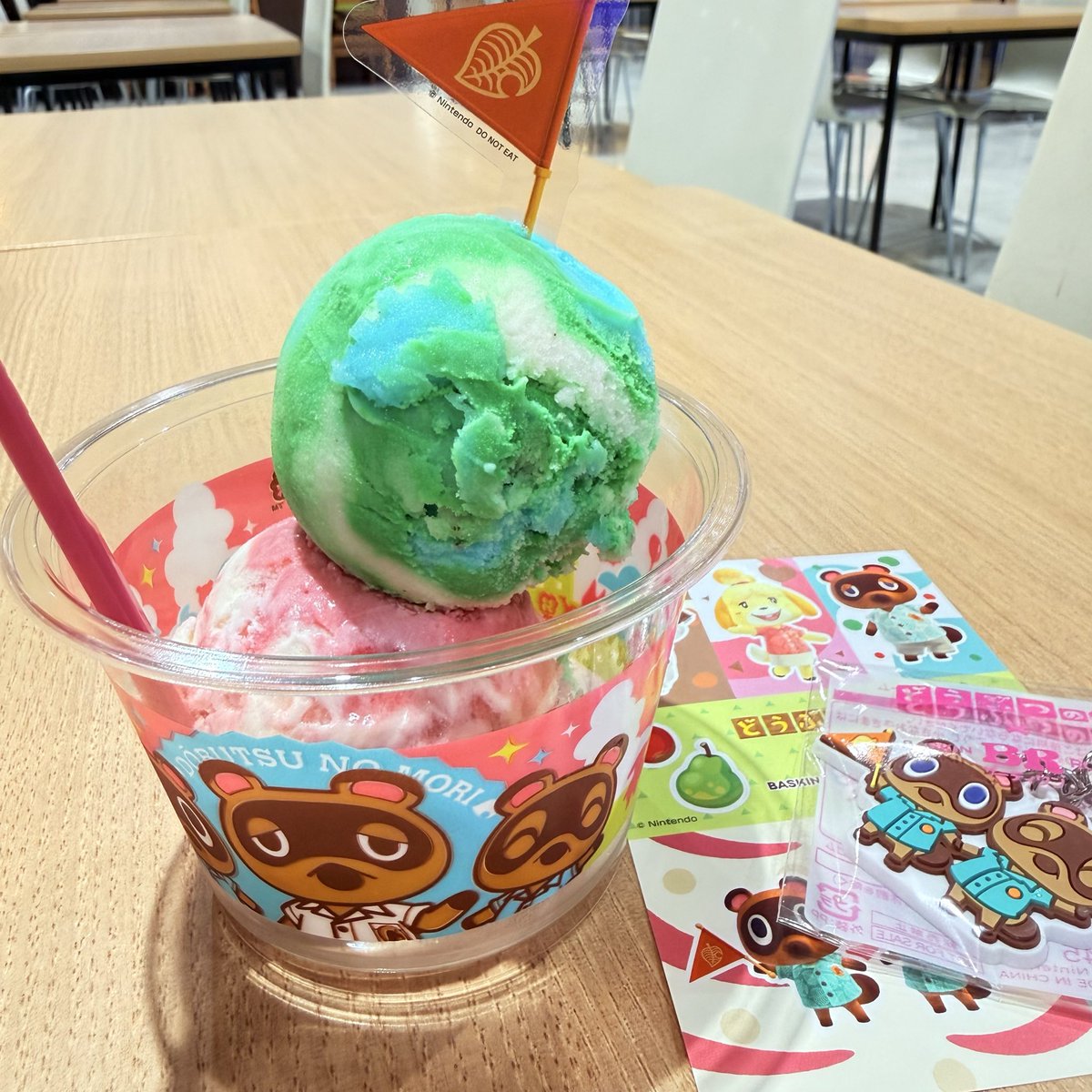 1118sksbot's tweet photo. どうぶつの森31コラボ✨🍨
きゃわいいし美味しかった🥰 https://t.co/6RrFKl1dIR