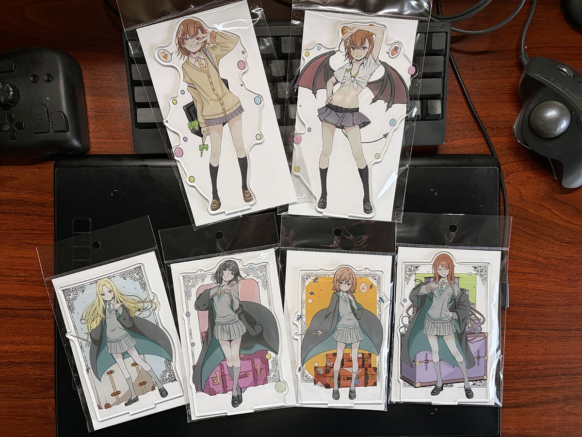桃栗さん 届きました。まだ開封してはいませんが、相変わらず綺麗な印刷をして