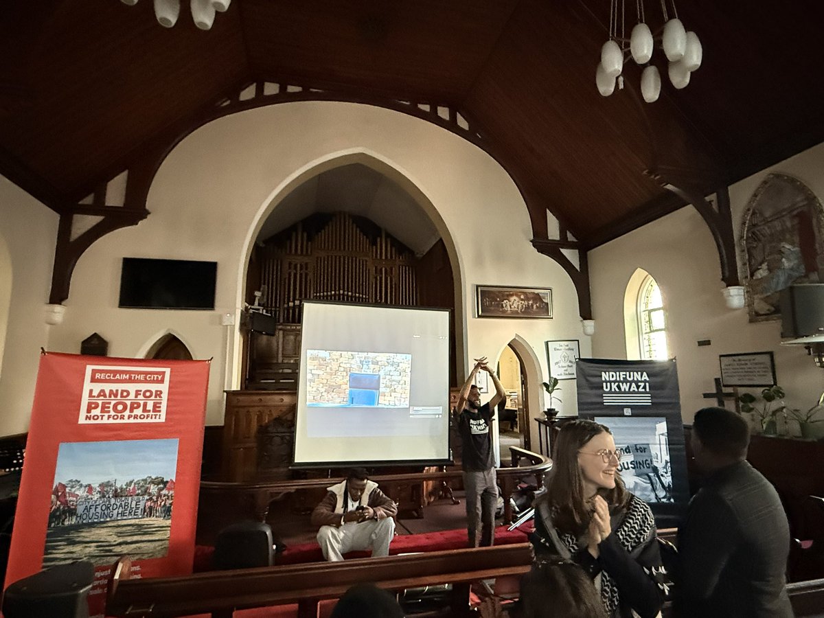 brettherron's tweet photo. #SpatialJustice #Tafelberg @ConCourtSA:
Imposes a “supervisory” order against @CityofCT & @WesternCapeGov 
Obligations of Province & City include:
a. Location of housing must be taken into account in determining what constitutes reasonable delivery of housing;
b. Sea Point is included in CBD for social housing delivery;
c. Province must submit a report under oath setting out its affordable housing plans;
d. A report of housing delivered since the commencement of this litigation must be provided (BIG PROBLEM: The answer is ZERO). Report must include similar information about housing in or around City Centre.

Province failed to meaningfully engage with public and conduct a proper public consultation process about the disposal of the land.
(This is a BIG deal for the City as well - they’re selling off land like we have a fire sale).

@ReclaimCT @NdifunaUkwazi