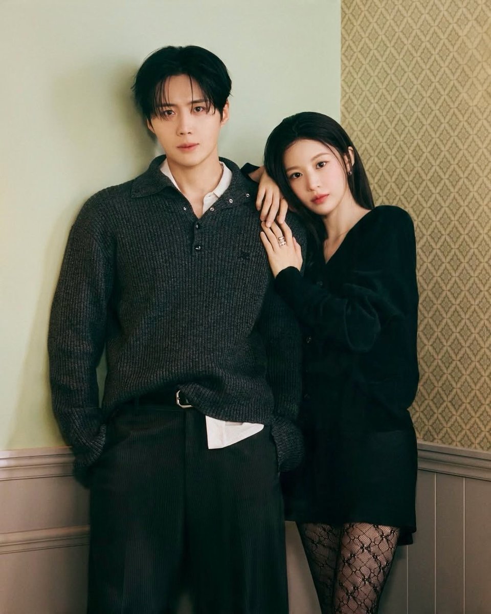 aruarohii's tweet photo. congratulations to my papago and mamago on their nominations for best actor awards at the 5th blue dragon series awards 🥹

#canthislovebetranslated https://t.co/SgI1jwzeEY