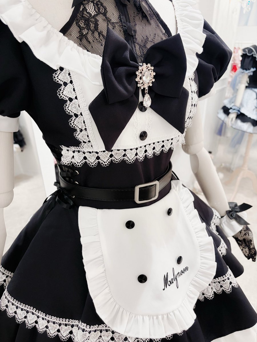 ﾟ🖤再入荷アイテム🖤*.ﾟ クラシカルなブラック×ホワイトに、繊細な