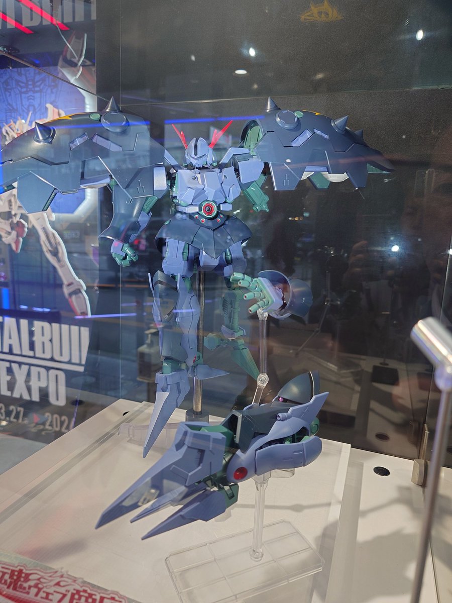 taka_jade2's tweet photo. ビグ・ザム相変わらずデカい

#METALROBOT
#METALBUILD
#ガンダム
#魂ネイションズ https://t.co/DU3sN9waq5