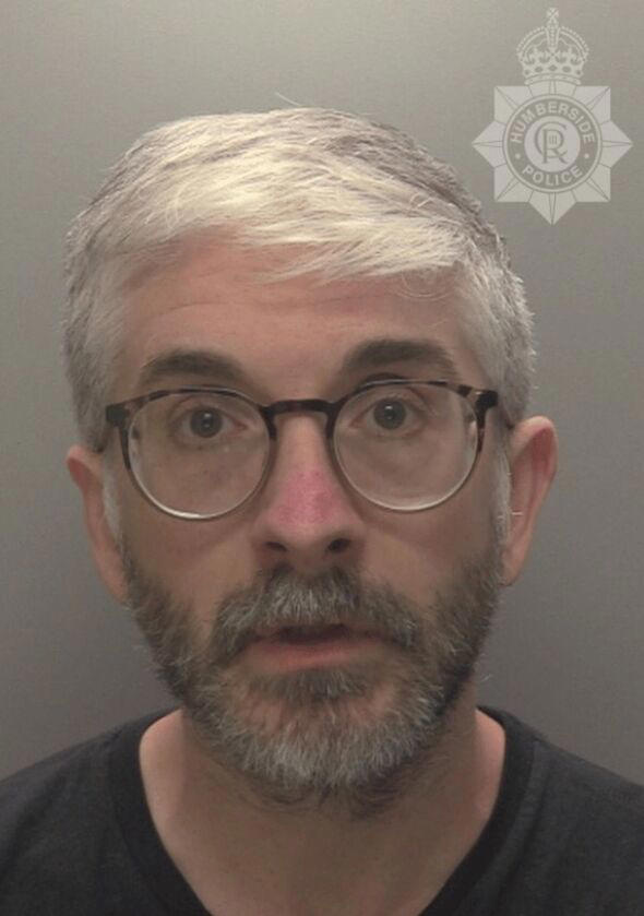 welshmaan's tweet photo. 🚨 D#ATH PENALTY? Police media boss tried to silence grooming gang probes & was jailed for child s#x offences..

David Drury tried to "dissuade journalists" from reporting on grooming gang cases..

He & his TEACHER partner Dan Sellers were then jailed for r#ping a boy under 13 over a sustained period of time..

Drury was jailed for 9 years & Sellers for 4.5 years..