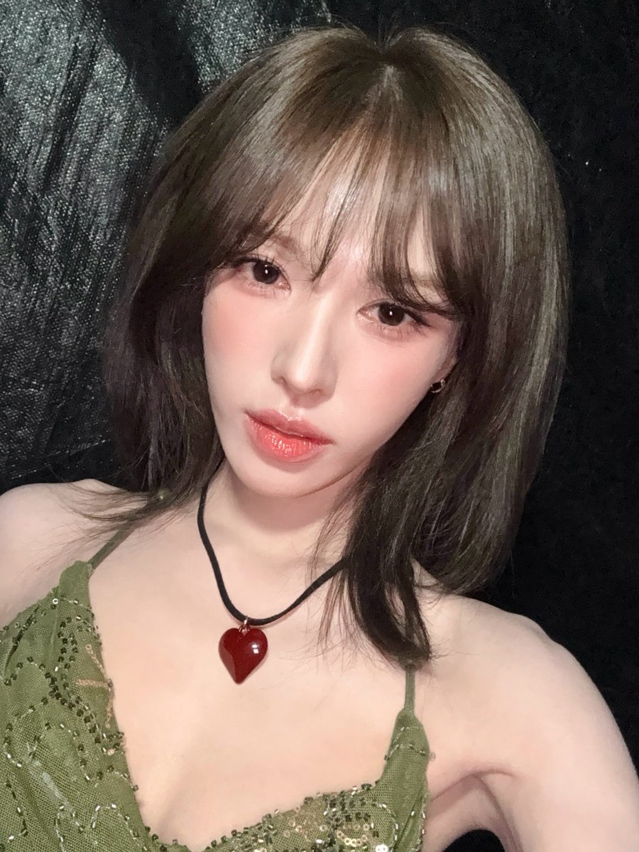 슬린 tweet media