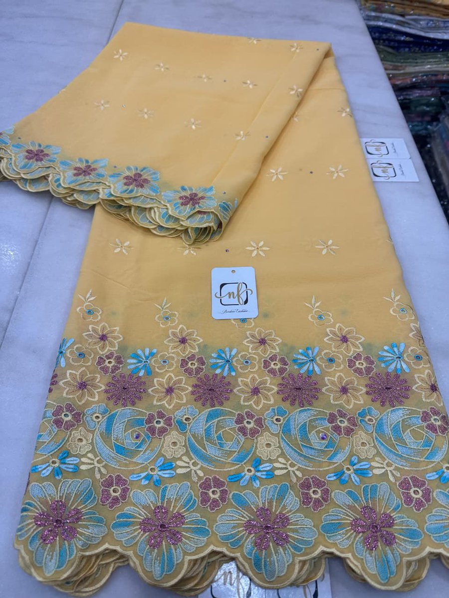 SafiyaMuhdLadan's tweet photo. Exclusive dubai Lafaya 🔥
Price 180,000🥰

From our store to your doorstep
fast, safe, and reliable. 
We deliver to every city and every country. 
08064851084

#LuxuryLafaya
 #WorldwideShipping 
#NigeriaFashion 
#FashionWorldwide
 #ShopNow
 #FastDelivery https://t.co/Mkr2zUFzls