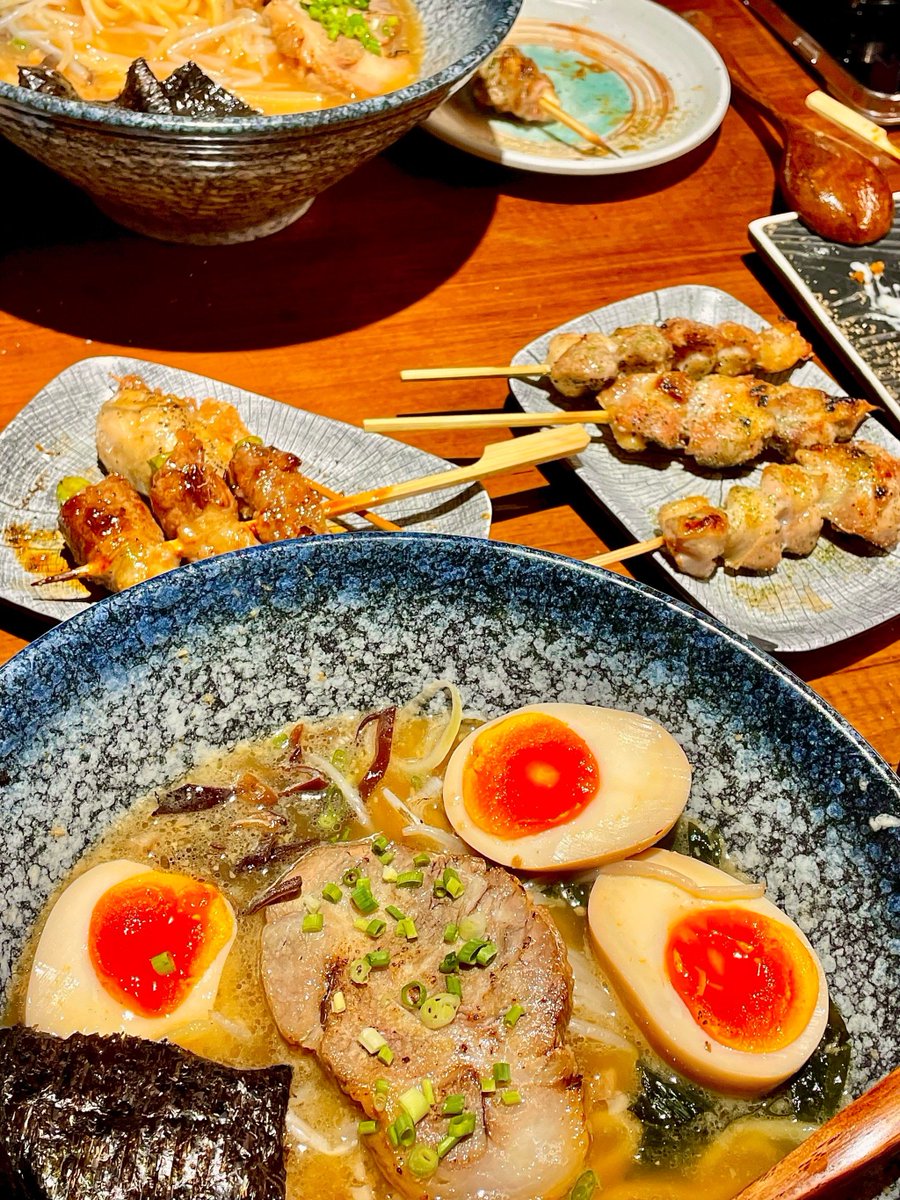 p_aleksa13's tweet photo. It's 2 a.m. at the tiny street-side eatery. A hot bowl of ramen, soft glow of warm lights, and the quiet kind of comfort only late-night bites can give. No rush, just good food for tired hearts. https://t.co/6p4EJtAojH
