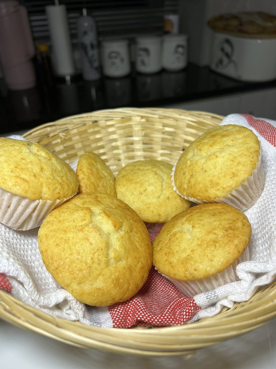FreshFarmSA's tweet photo. We don't just bake them, we also indulge as a family 🤞🏾. #Cookies #scones #biscuits #bakery https://t.co/C1m3MWpHUY