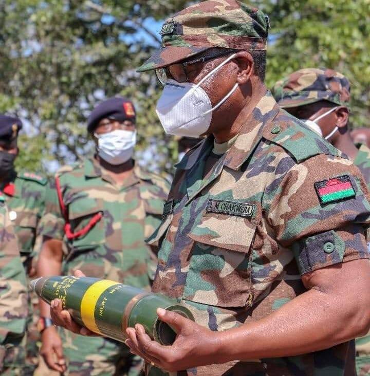 PlatformMalawi's tweet photo. NEW: A complaint to ACB claims MDF officers allegedly aided a secret weapon-smuggling pipeline from Malawi to Sudanese rebels and a CIA surveillance intercept  exposed the activities. 

@GoldenMatonga reporting

https://t.co/QpfVDiyxyP https://t.co/4RWprpAxjX
