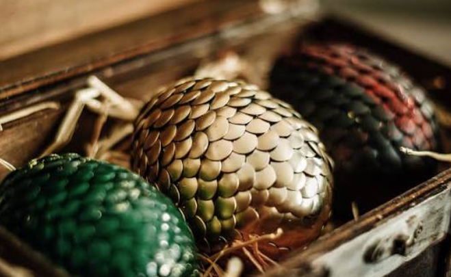 dauntlesseskimo's tweet photo. The Targaryen tradition of placing a dragon egg in a royal baby's cradle was started to ensure the dragon and child grew up completely bonded.

But it was a double-edged sword: if the egg failed to hatch and turned to stone instead, it was seen as a terrible omen that the child lacked "the blood of the dragon" (just like what happened to young Viserys II).

If you had a cradle egg, what color would you want it to hatch into?