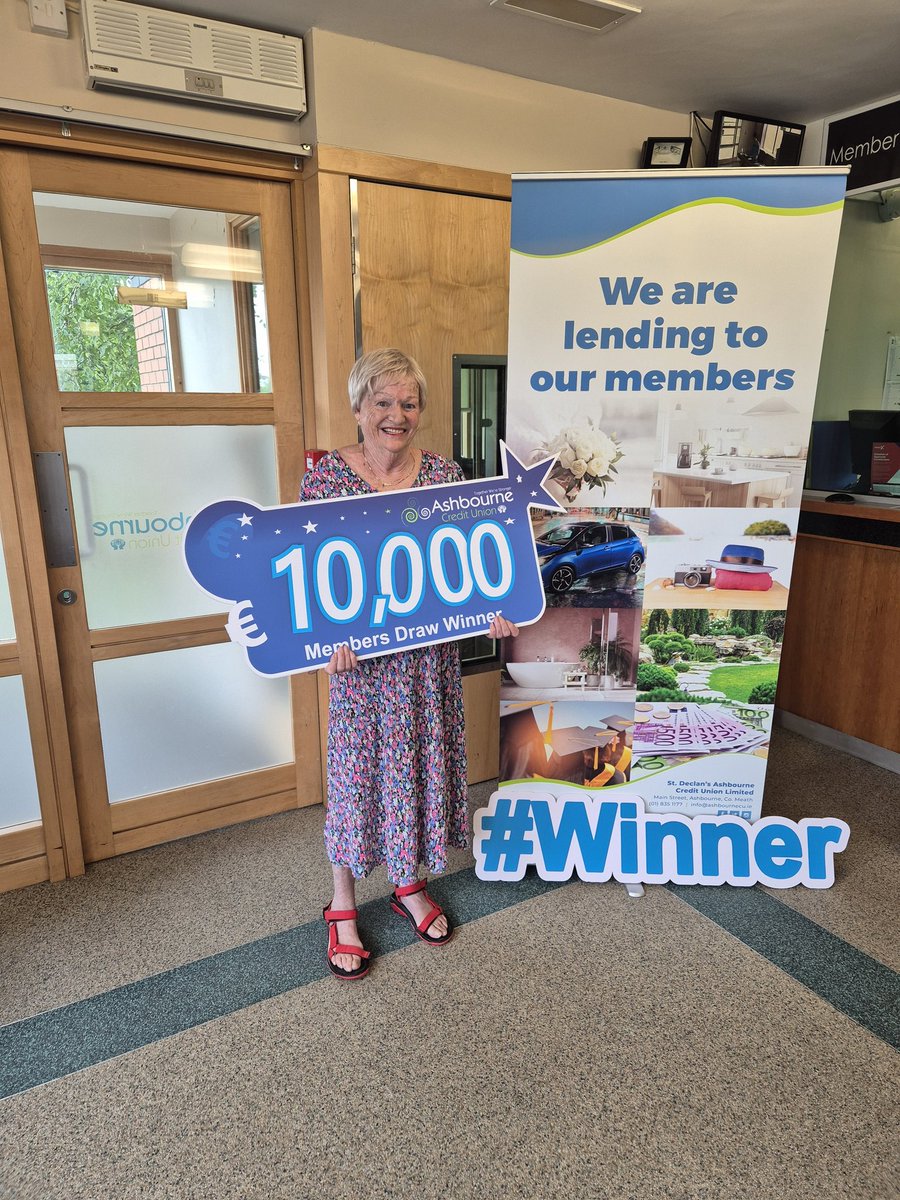AshbourneCU's tweet photo. 🎉 Congratulations to our latest cash prize winners! 🎉

We were delighted to present our lucky winners with their cheques at Ashbourne Credit Union.

💶 Veronica Carthy – €10,000
💶 Catherine Keogh – €2,000
💶 Jean Keegan – €1,000 https://t.co/VgyFlALxWW