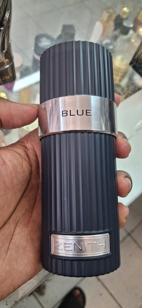 OlfctryScntsZA's tweet photo. I bumped into a high quality Dior Sauvage EDP clone recently.

Summer is gonna br interesting 🔥🔥🔥🔥 https://t.co/piPBW0GLxk