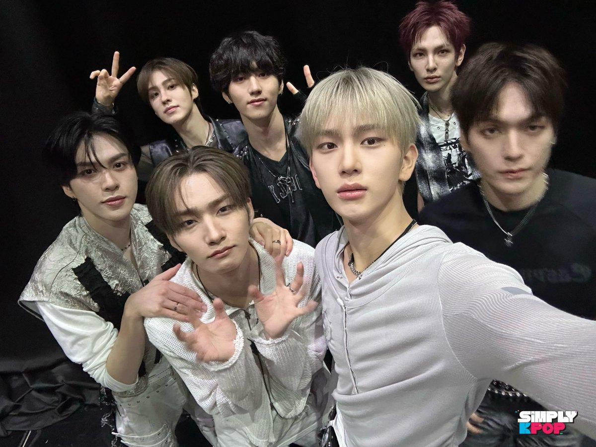 _Simplykpop tweet picture