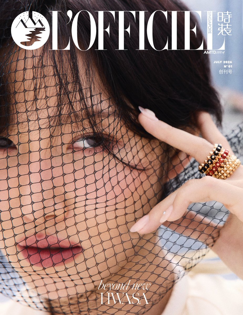 HwasaGlobal's tweet photo. Hwasa for Lofficiel Shizhuang, as the double cover star of the inaugural July issue.

"One of the most recognizable artists and one of Kpop’s most talked about powerhouse vocalists today. Hwasa continues to redefine style and confidence on her own terms."

#Hwasa #화사 https://t.co/Inz1U2SS6I