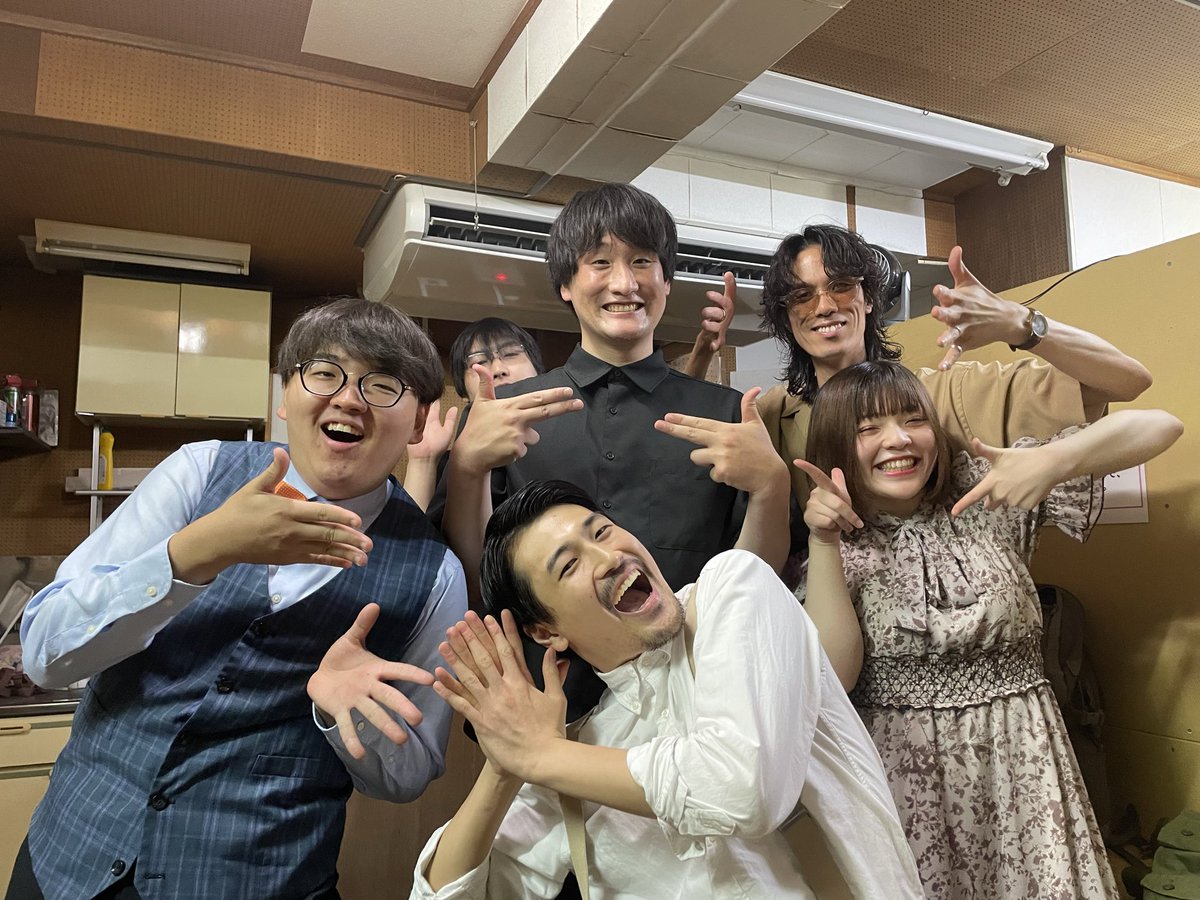pangohanman's tweet photo. 第二回かざあな大喜利王にご来場ありがとうございました👍❗️ド平日の昼間から中野、新井薬師で大喜利！最高や😊
#かざあな大喜利王 https://t.co/WjspHn9prC