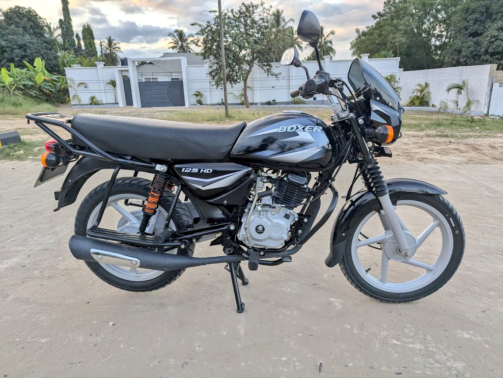 Eng_Matarra's tweet photo. #Tshs 2,500,000/=
BOXER HD 125 🔥🔥🔥
REG" #FDW
▪️Cc 125
▪️Gear 5
▪️Starter jino moja
▪️Engine Haijaguswa
▪️Full Documents ✅️
IPO DAR (Mikoani Tunatuma)
CALL/WHATSAPP-0719542184 https://t.co/QZhEYBuGoO
