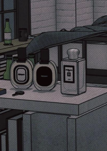 Byul_132001's tweet photo. in case you want to smell like Mokeyon, I did some digging around and these are likely Diptyque and Jo Malone. there's no way of telling exactly which fragrances, so i took a liberty of selecting a few based on the bottle designs in the manhwa

I think clean floral and fruity scents would go great with him. it might seem like a small detail, but i'm certain that the creator put these there for us to notice hehe 

#Borderline #미혹의경계