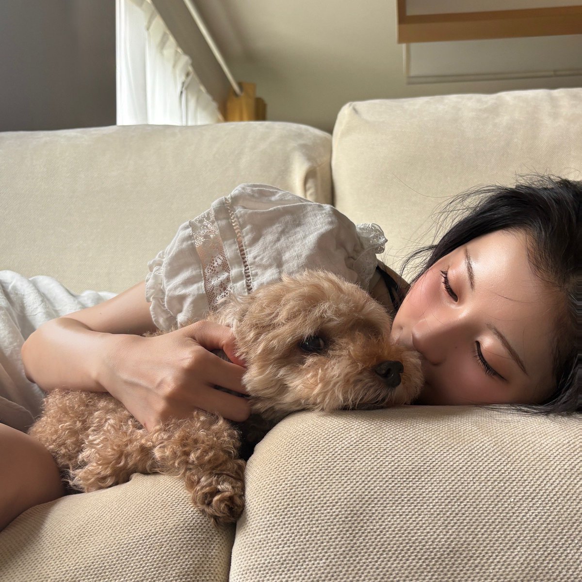 asaeiami's tweet photo. today was sponsored by blueberry pancakes and puppy kisses ..๑՞ https://t.co/9A7xZpnDHo
