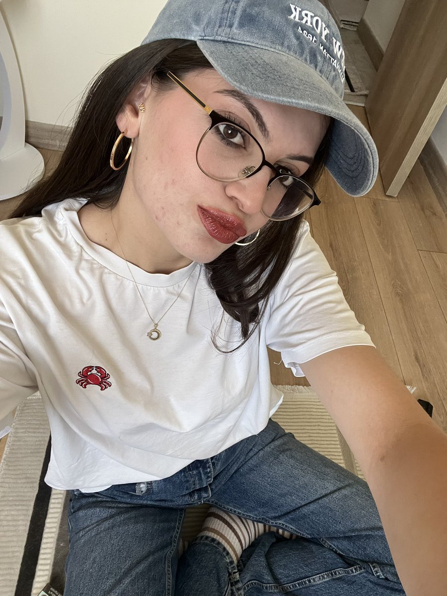 kevos00's tweet photo. İşe akanzi🥲 https://t.co/URnVb0Unnf