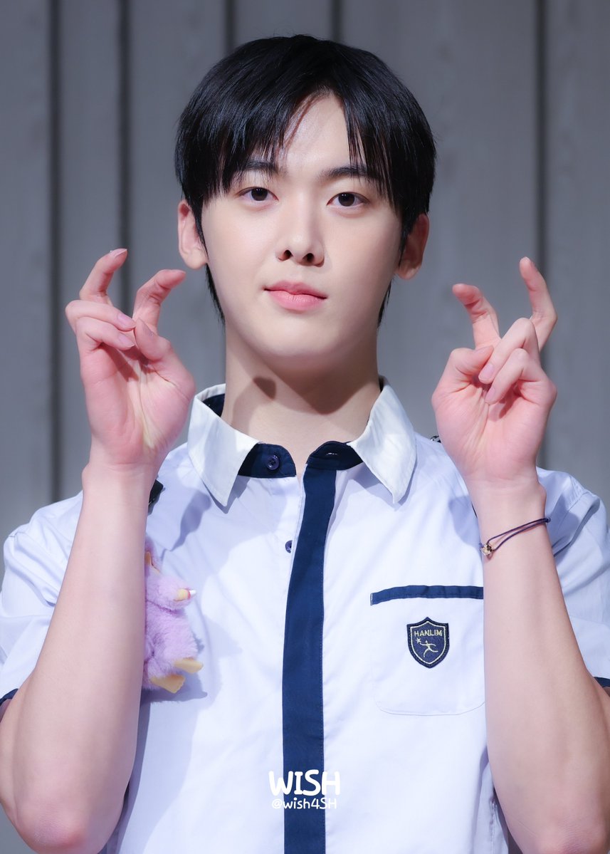 wish4SH's tweet photo. 260628 라이징스타 대면
한림산하 

#윤산하 #YOONSANHA #ユンサナ 
#아스트로 #ASTRO #アストロ 
#NO_REASON https://t.co/oMJJWqSMeD