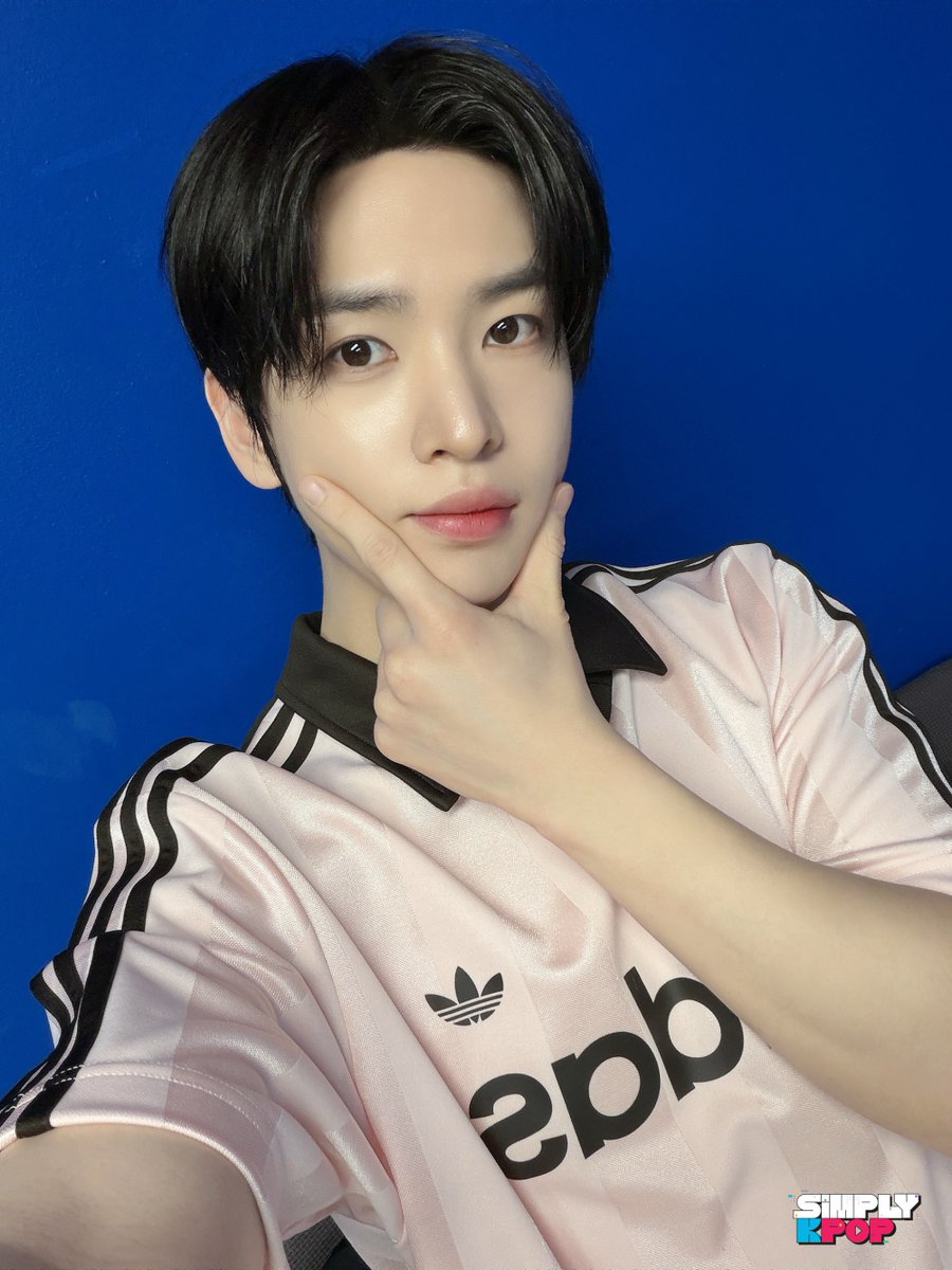 SIMPLY K-POP tweet media