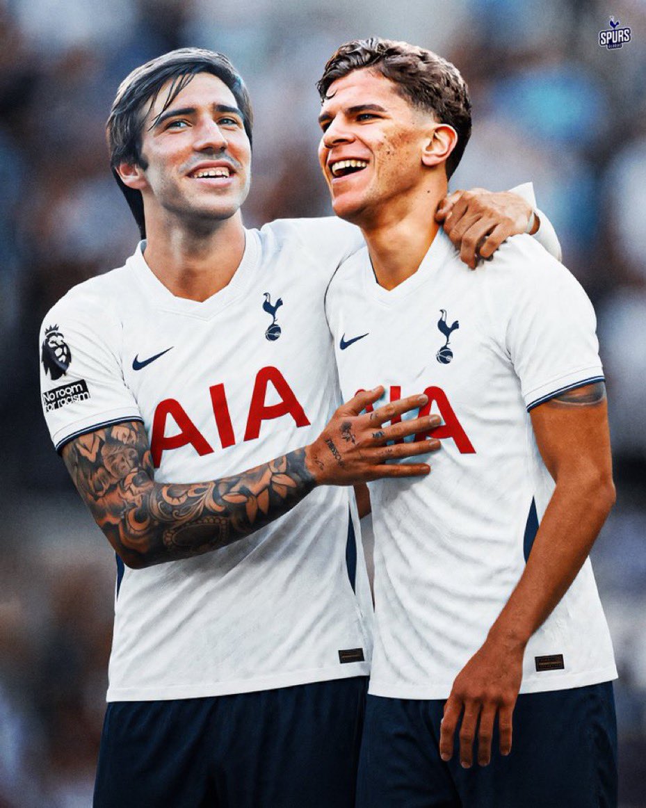 DanMaccers's tweet photo. @SpursOfficial https://t.co/SFFoTQjvQD
