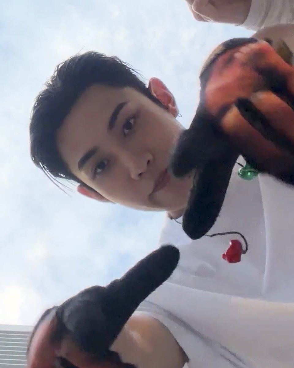 terjemahinRYUL's tweet photo. Lucu banget lucu banget lucu banget lucu banget lucu banget lucu banget lucu banget lucu banget 😞 https://t.co/srpyk2kloA