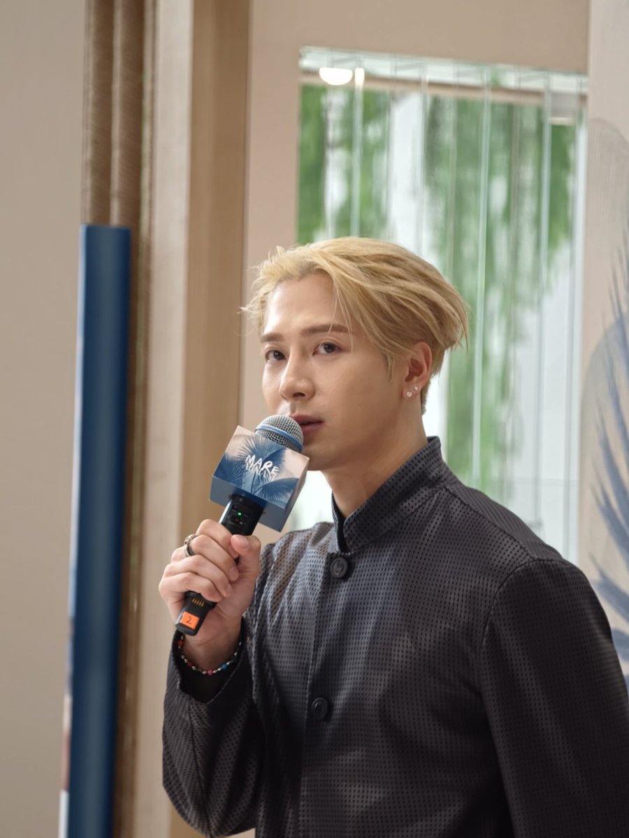 Dreampenpen0125's tweet photo. A man who looks incredible without filters or edits.
@JacksonWang852 

#JacksonWang https://t.co/4khiRcsJqZ