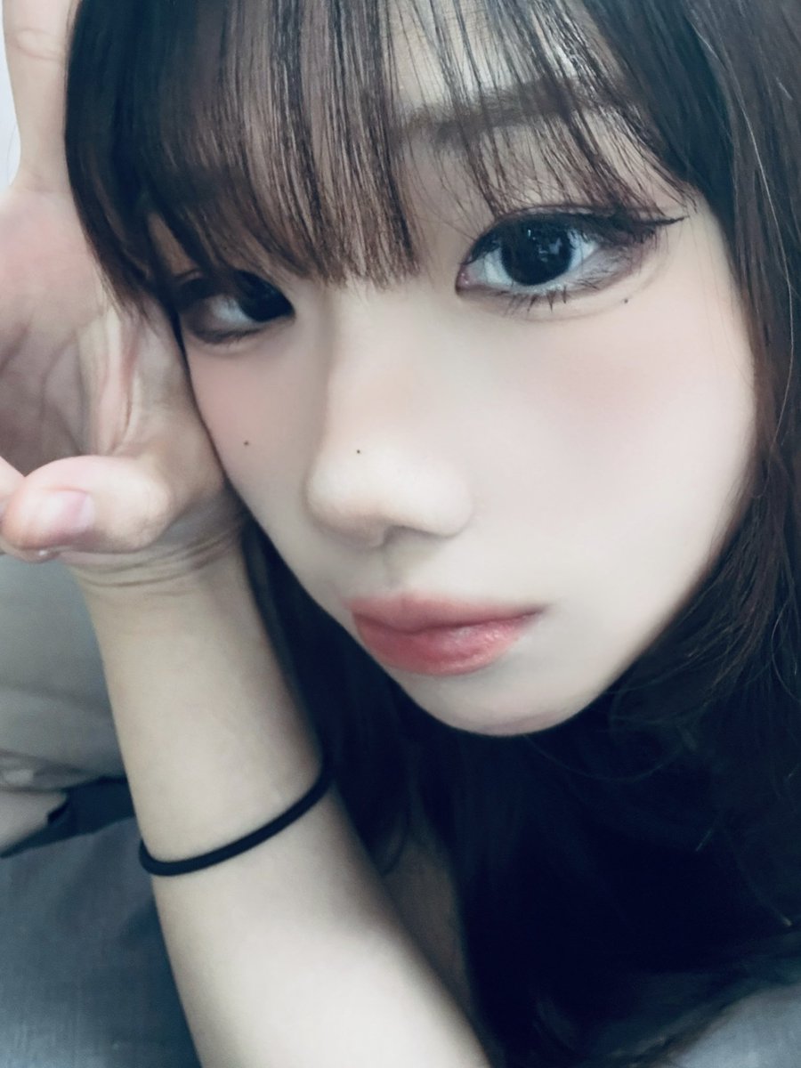 CorneliaEstbo's tweet photo. 그래서 나더러 어쩌라고요? #섹트 #맘눌뎀 https://t.co/SQU33fAylR