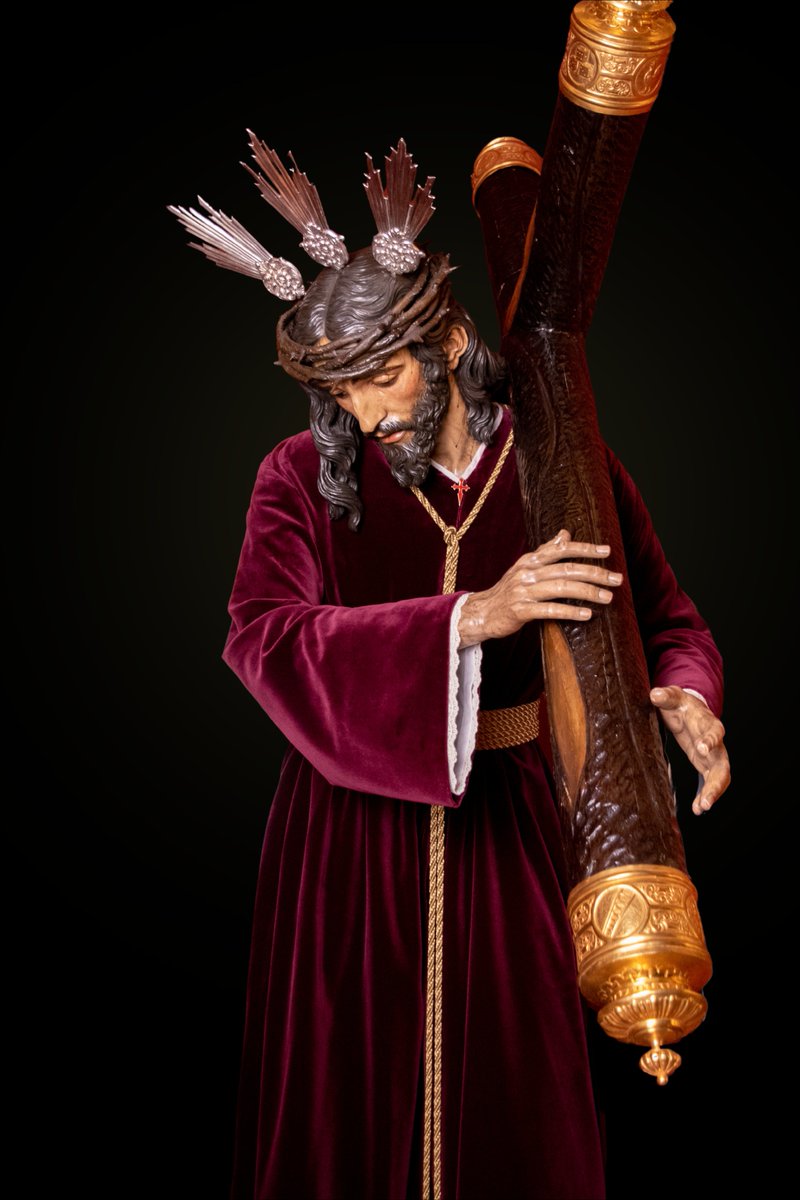 jesusdealcala's tweet photo. 𝐀𝐜𝐭𝐮𝐚𝐥𝐢𝐝𝐚𝐝 // Nuestro Padre Jesús Nazareno ataviado para el Tiempo Ordinario. https://t.co/T5EhmapVR2