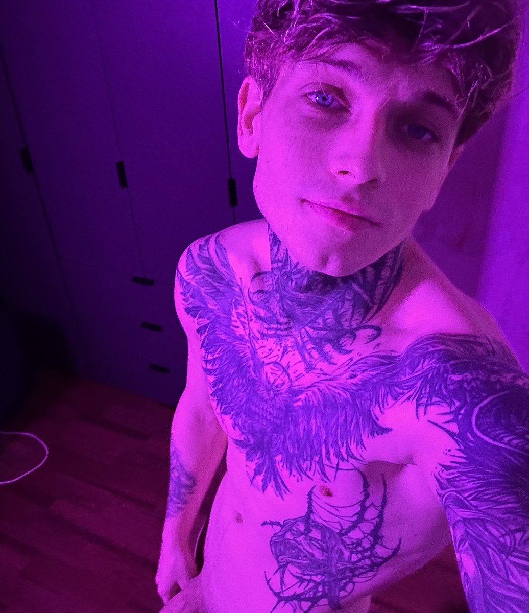 slavko_rainbow's tweet photo. Purple sky 
Link bio https://t.co/xPguRBbecW