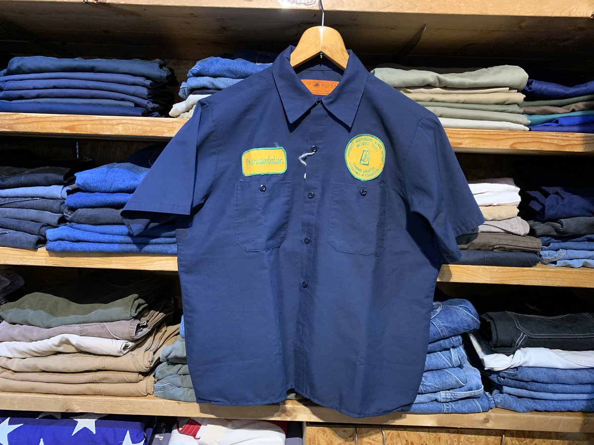 outsidekawasaki's tweet photo. USED RED KAP
Work Short Sleeve Shirts
Made In USA 🇺🇸
Size L
短い丈
BOXシルエット
Price ¥4950 Taxin
#川崎 #川崎駅 #京急川崎 #京急線 #古着 #川崎古着 #神奈川古着 #川崎古着マップ #川崎アメカジ #京急川崎 #redkap #レッドキャップ #ワークシャツ #madeinusa #アメリカ製 #アメカジ https://t.co/qx7GQIgHP1