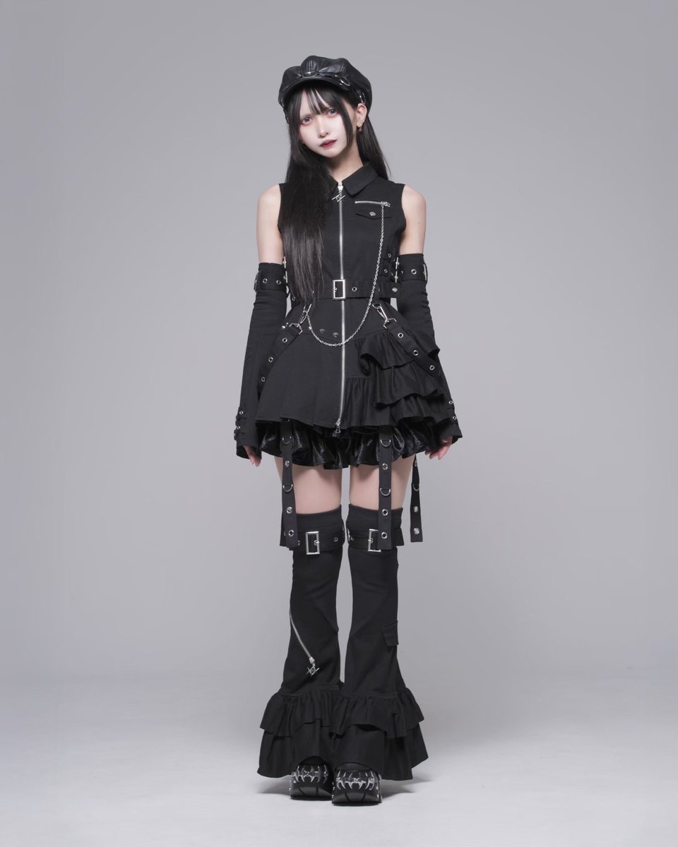 👁‍🗨REFLEM(レフレム) 再入荷 ミリタリーZIPワンピース ¥25,080 7月4