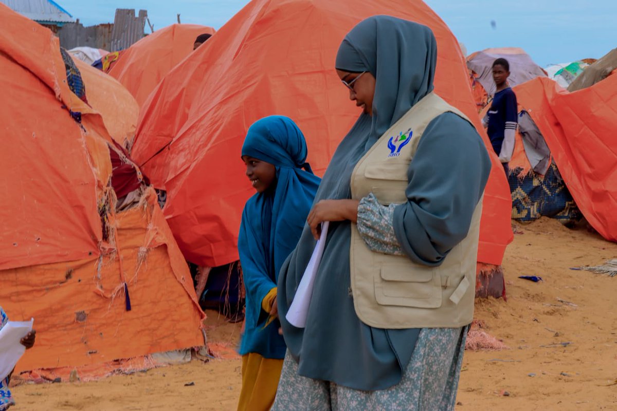 ShoSomalia's tweet photo. A safe home is more than shelter it is dignity, protection, and hope.
#Somalia #SafeShelter #HumanitarianAction #RefugeeSupport #IDPs #EmergencyResponse #CommunityResilience #ShelterForAll #LocalNGOs #SHO #Humanitarian #SustainableDevelopment #LeaveNoOneBehind https://t.co/fSXZ028odO