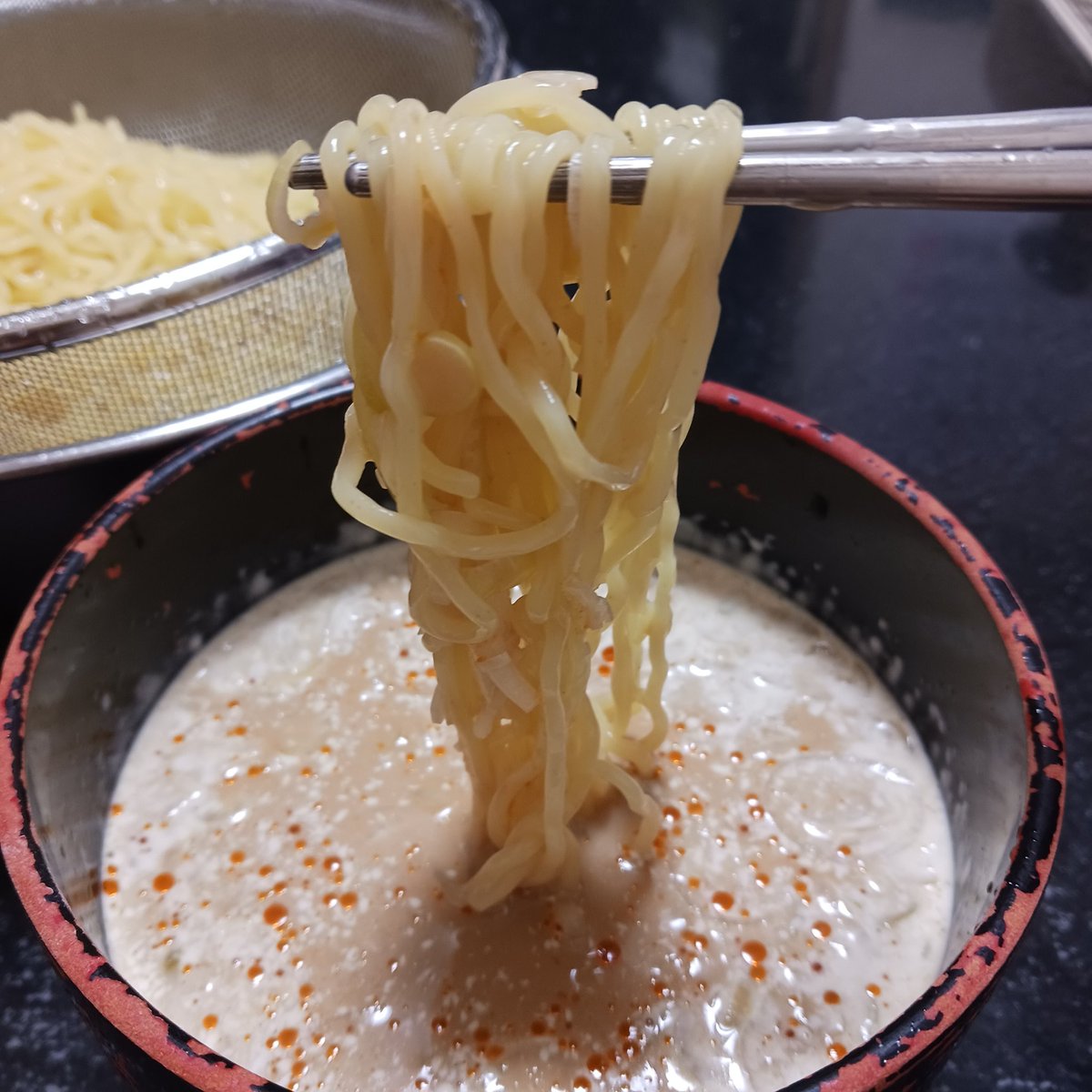 HEYZPAPA's tweet photo. 7月2日木曜日

ざるラーメン

スープは冷やし中華ダレ+めんつゆ+マヨネーズで優勝🎊
割合は適当ww https://t.co/2RSZPYVYim