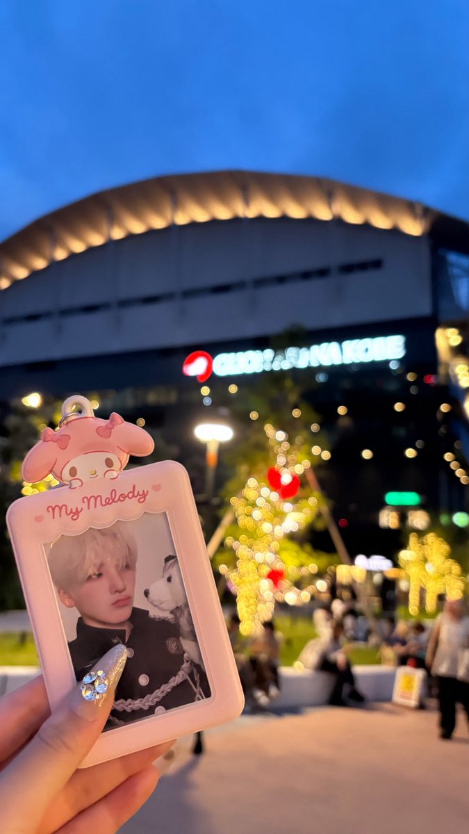 _ymnyn_'s tweet photo. 兵庫2日間さいっこうにたのしかった⭐️
ゆうまくんの登場世界一かっこよかったˆт-тˆ💘✩
今度は千葉で会おうね♩

#andTEAM 
#andTEAM_YUMA 
#ASIATOUR_BLAZETHEWAY
#BLAZETHEWAY_JAPAN https://t.co/sNom6bnBwy