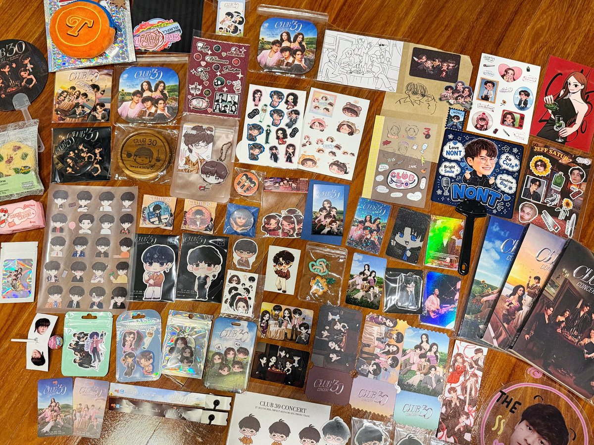 iinceeee's tweet photo. ลงเก็บไว้หน่อย เป็นครั้งแรกที่ทำกอวไปแจกและได้รับกลับมาเยอะมากๆเช่นกัน ความตั้งใจแรกคือเห็นด้อมอื่นทำกันเยอะเลยอยากทำพี่ทอยไปแจกบ้าง ตอนแรกกังวลกลัวแจกไม่หมด สรุปคือไม่พอ ดีใจมากๆเวลาให้ไปแล้วคนชมว่าน่ารัก เอ็นดูเดอะทอย หรือบางคนตั้งใจตามหาเพื่อมารับเลยด้วยซ้ำ 🥹💖
#CLUB30CONCERT https://t.co/cqMvz3ciU0