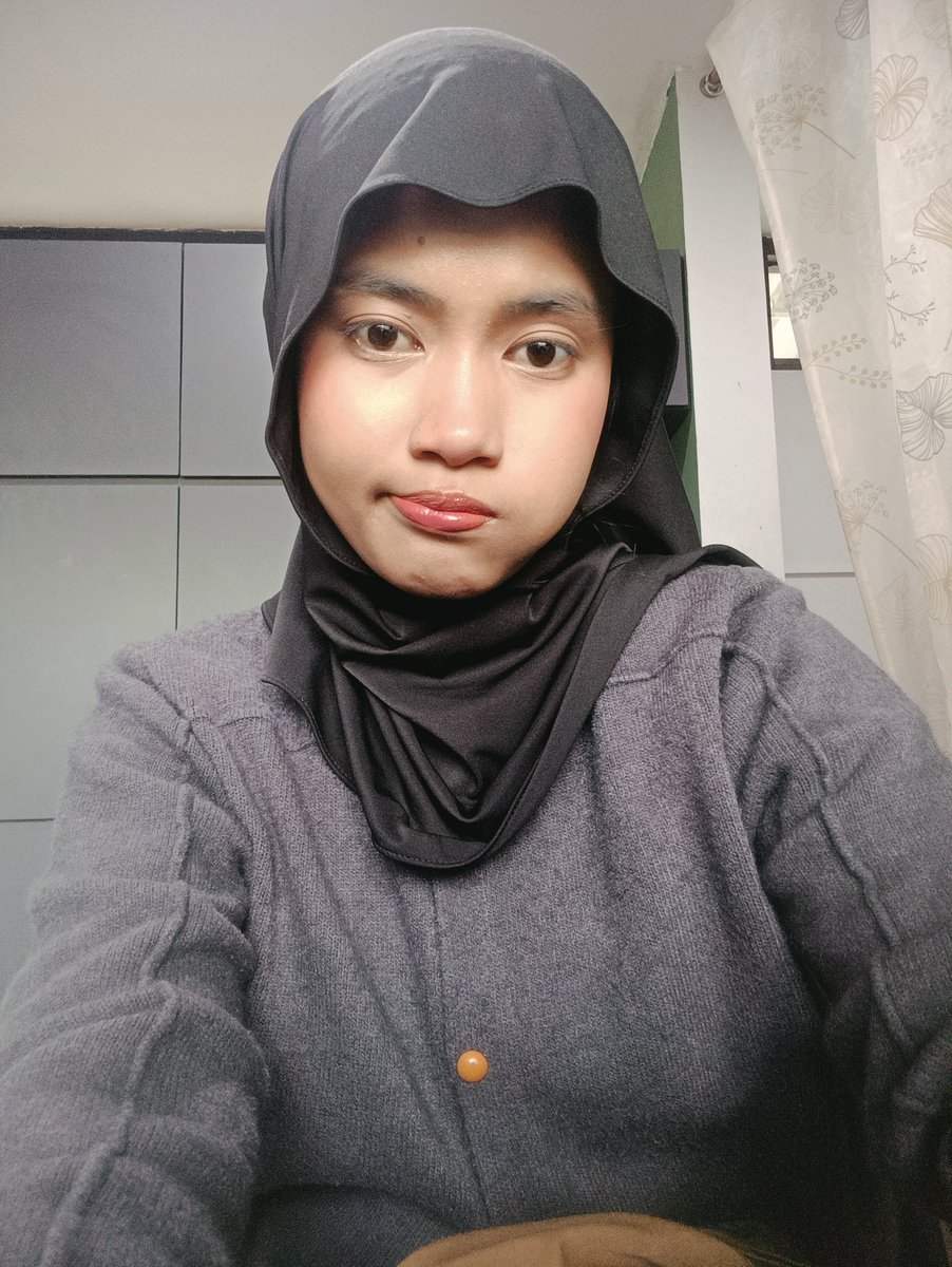 ningniingk's tweet photo. sebagus apapun pake blush ttp ga keliatan https://t.co/TwPPPDhPNQ