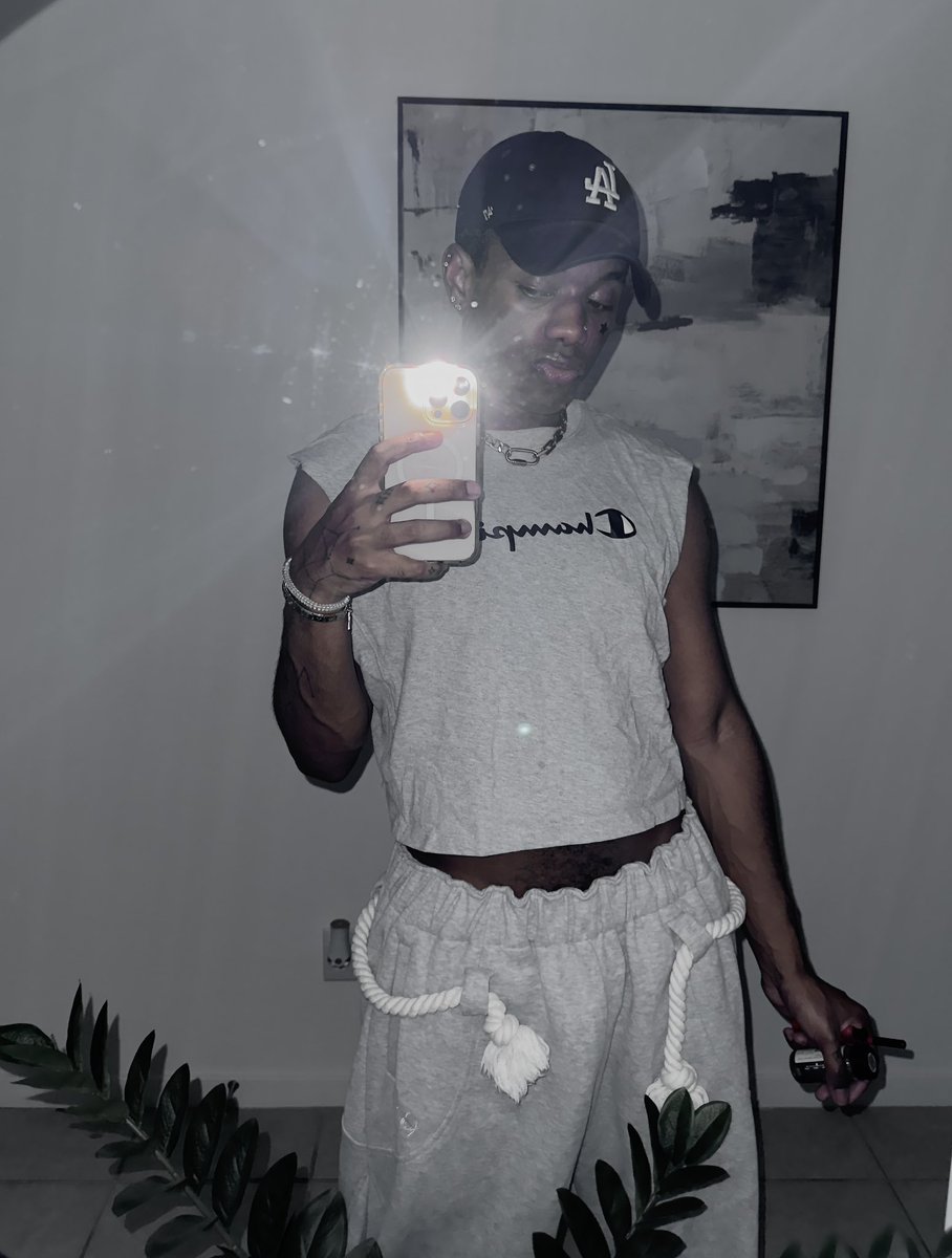 tlubn's tweet photo. i was feeling c*nt https://t.co/UFe3bF5J0s