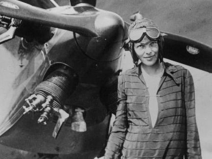 TheHistoryPress's tweet photo. #OnThisDay in 1937, during an attempt to make a circumnavigational flight of the globe in a Purdue-funded Lockheed Model 10 Electra, #Earhart disappeared over the central Pacific Ocean.✈️👩✈️ Learn more👉: https://t.co/eYZdv6SLle #OTD #AmeliaEarhart https://t.co/yMT3OBJvx0