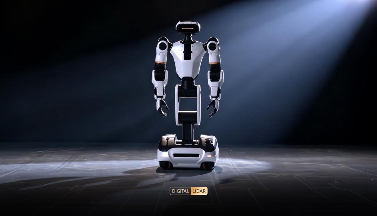 RoboSenseLiDAR's tweet photo. 🤖 RoboSense powers @Youibot1 's industrial-native humanoid robot "Xifeng (Gap Edge)" with dual Airy series digital LiDARs, as the robot secures a first batch order of 4,000 units.

✅ Dual LiDAR (front + rear) → full 3D perception
✅ Compact, rugged design for harsh industrial conditions
✅ Powered by SPAD-SoC + next-gen VCSEL chips

Supporting Youibot's expansion to 10,000 industrial sites within the next 3 years 🚀

#RoboSense #airyseries #digitalLiDAR #physicalai #industrialrobotics #robotics